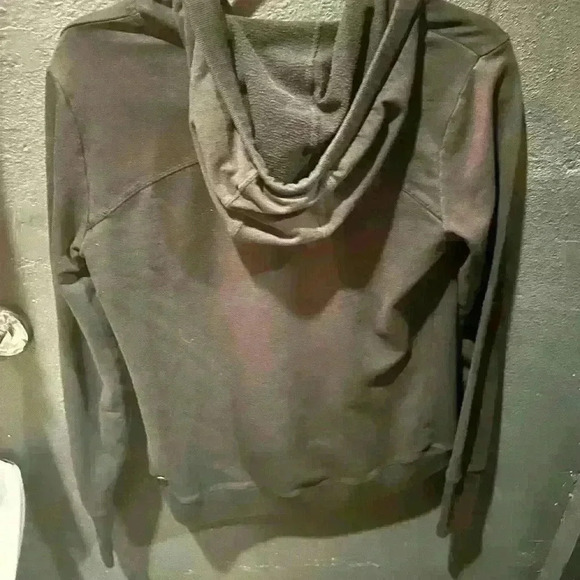 Women’s Zella Black Pullover Hoodie Extra Small - Picture 3 of 3